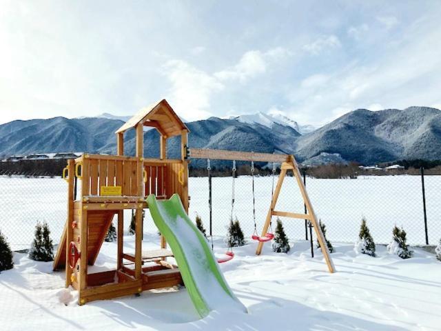 Mountain Villa Aleksia- With Jacuzzi ราซล็อก ภายนอก รูปภาพ